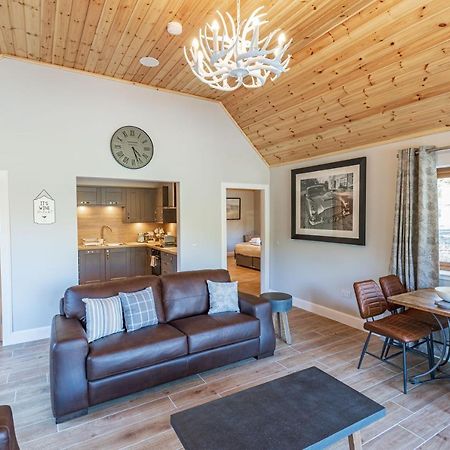 ניוטון סטיוארט Osprey Lodge 1 With Hot Tub מראה חיצוני תמונה