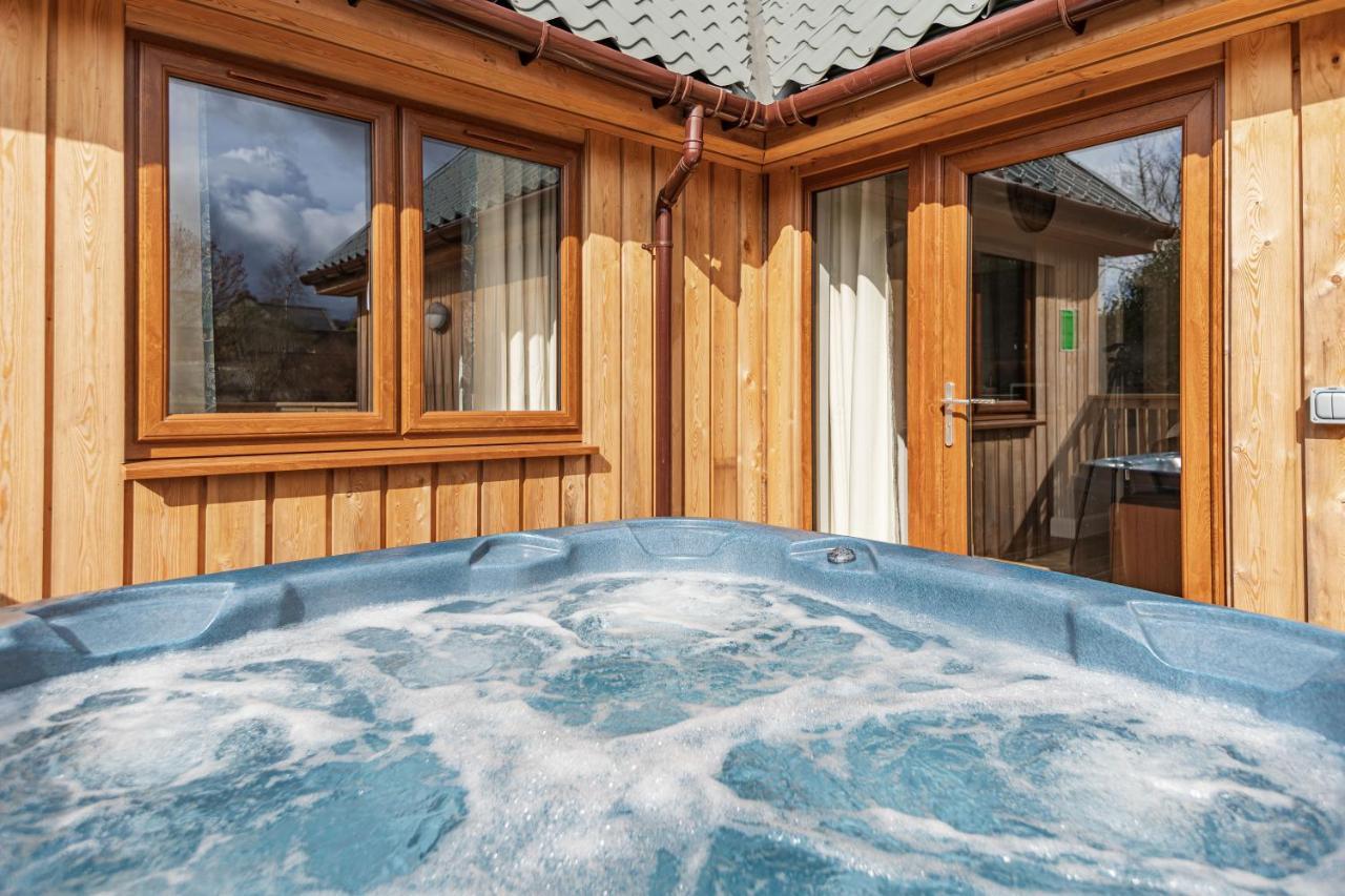 ניוטון סטיוארט Osprey Lodge 1 With Hot Tub מראה חיצוני תמונה
